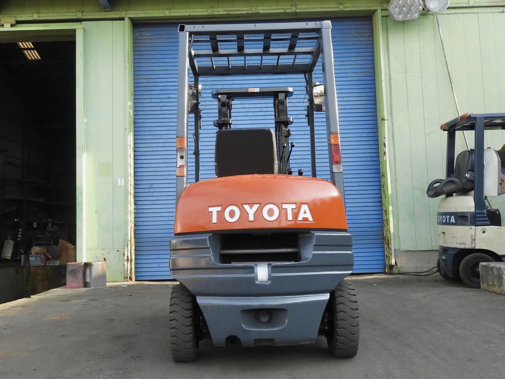 1トンガソリンフォークリフト TOYOTA 6FGL10 (3) 1トンガソリンフォークリフト TOYOTA 6FGL10 (3)