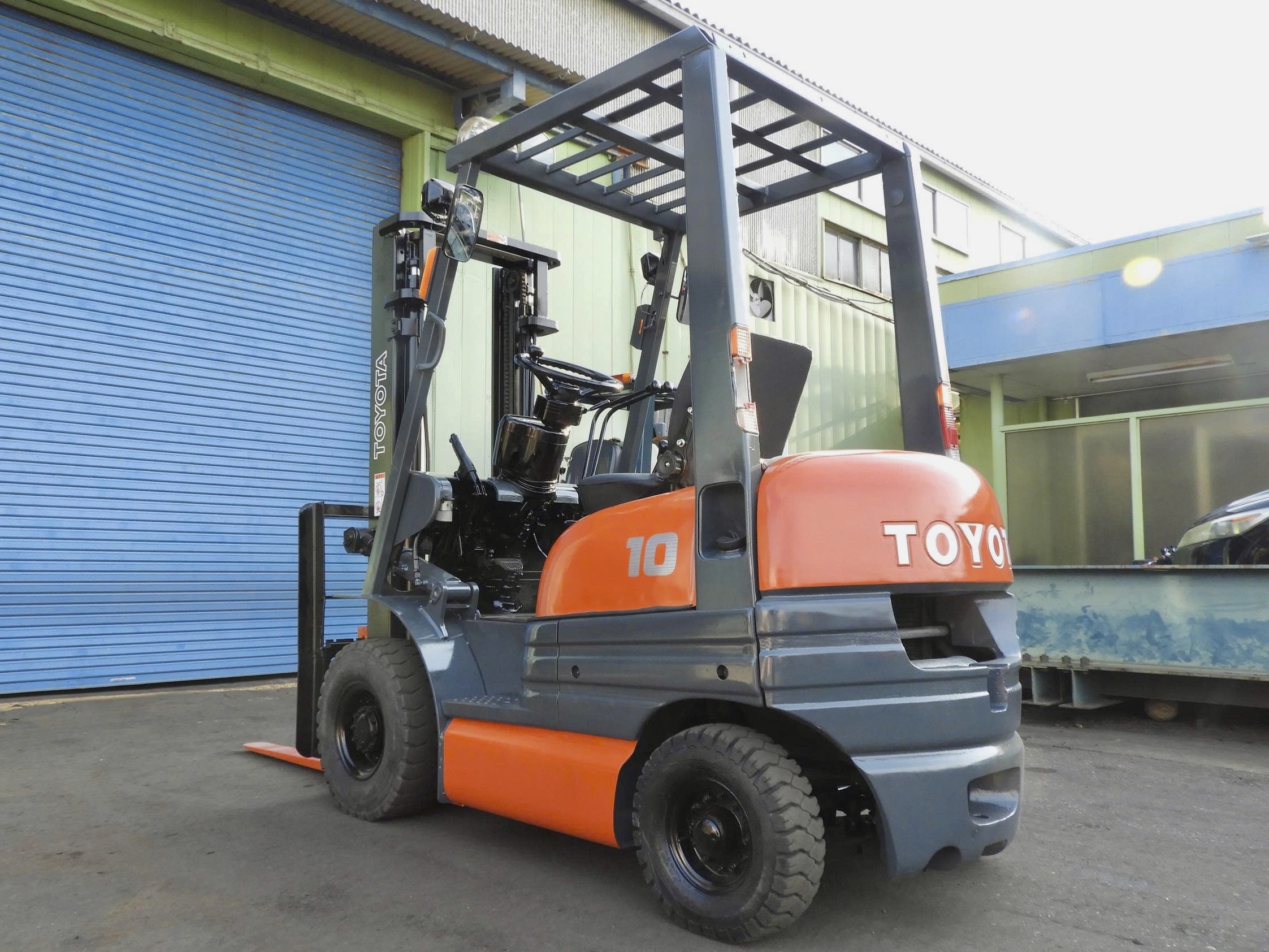 1トンガソリンフォークリフト TOYOTA 6FGL10 (5) 1トンガソリンフォークリフト TOYOTA 6FGL10 (5)