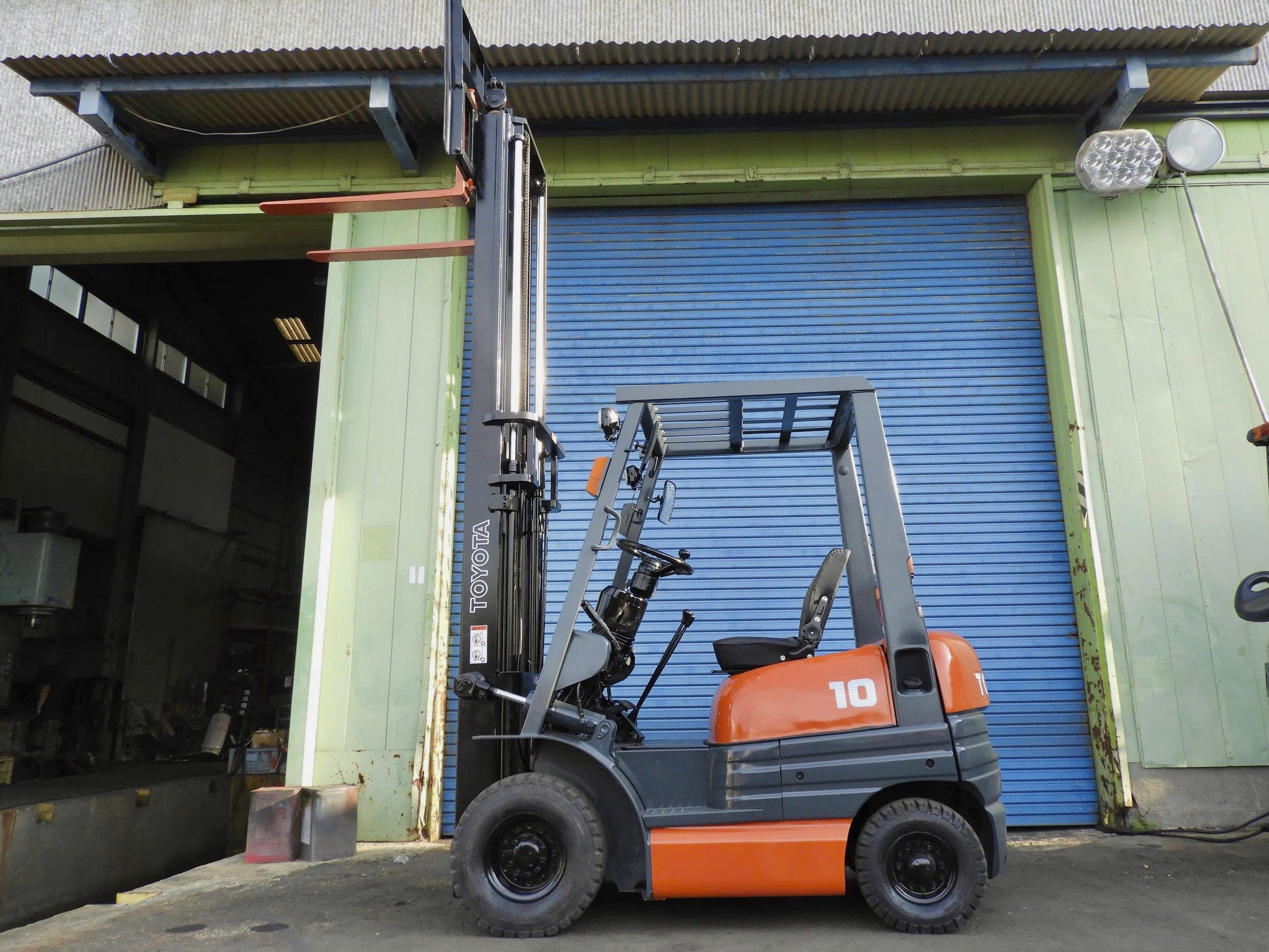 1トンガソリンフォークリフト TOYOTA 6FGL10 (8) 1トンガソリンフォークリフト TOYOTA 6FGL10 (8)