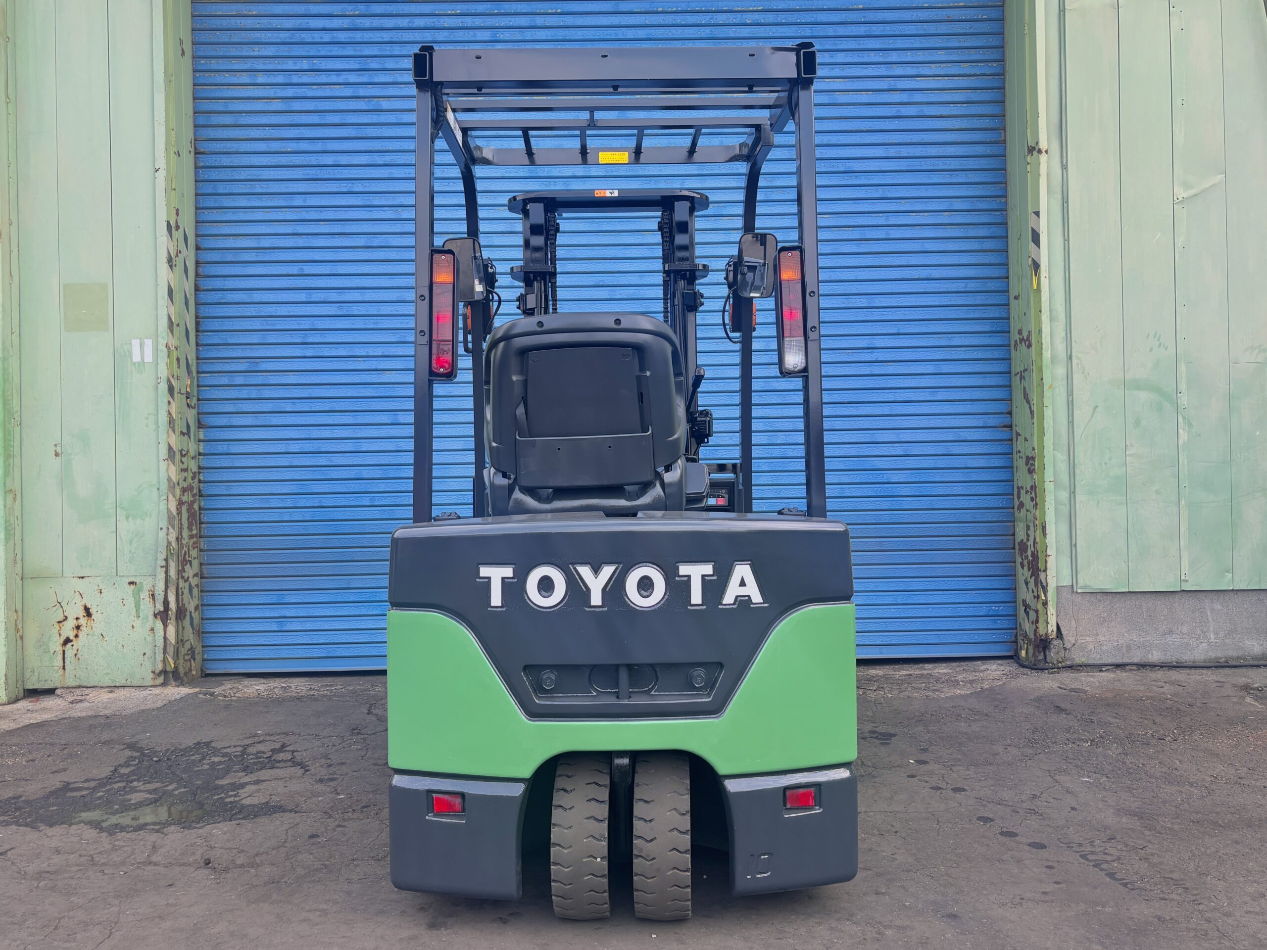 1トン電動フォークリフト トヨタ 7FBE10 (3) 1トン電動フォークリフト トヨタ 7FBE10 (3)