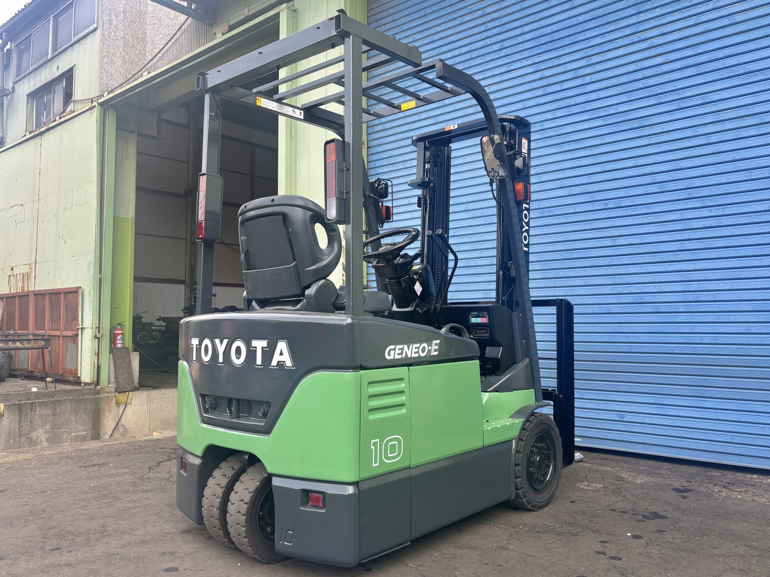 1トン電動フォークリフト トヨタ 7FBE10 (5) 1トン電動フォークリフト トヨタ 7FBE10 (5)