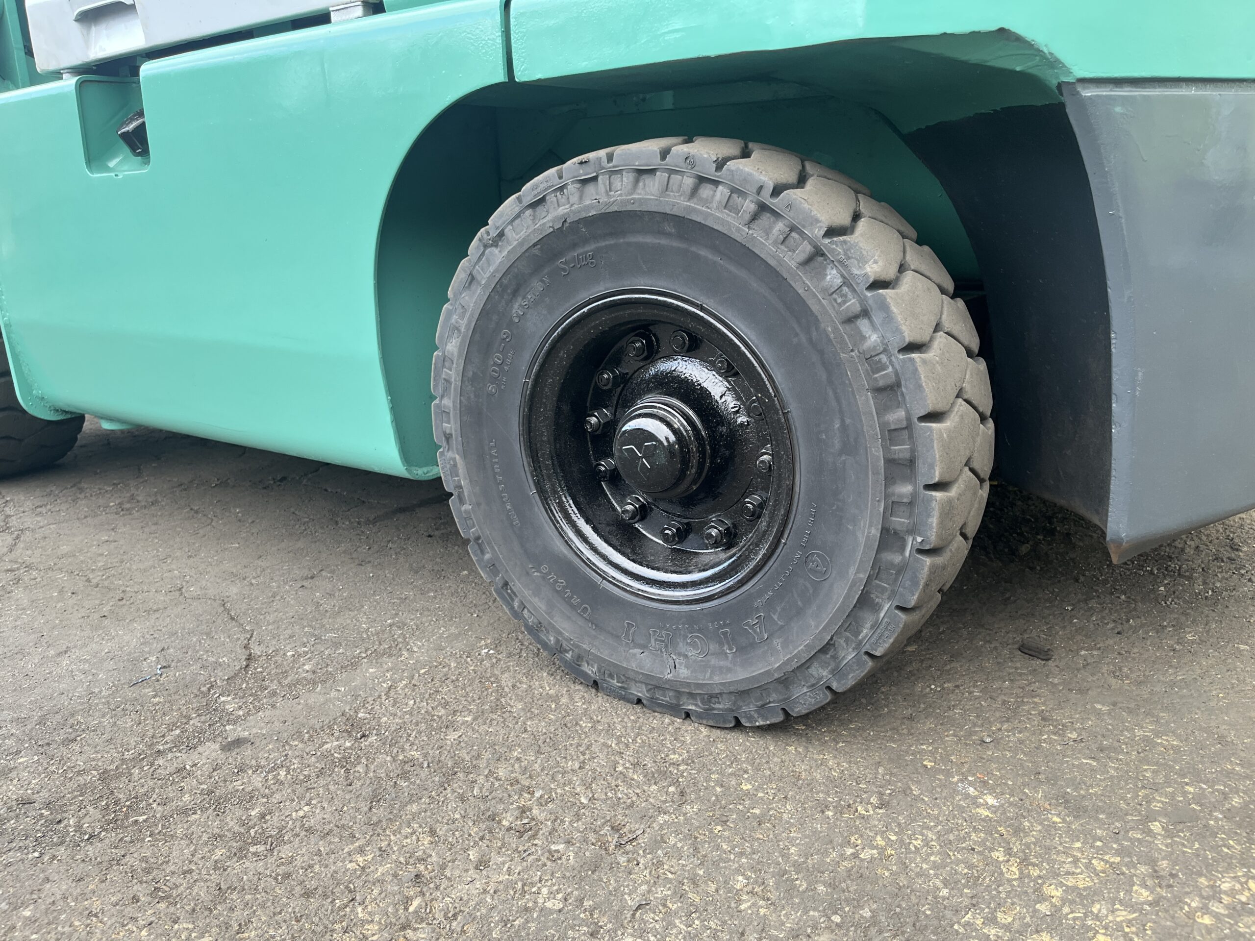 MITSUBISHI 2.5トン (10) MITSUBISHI 2.5トン (10)