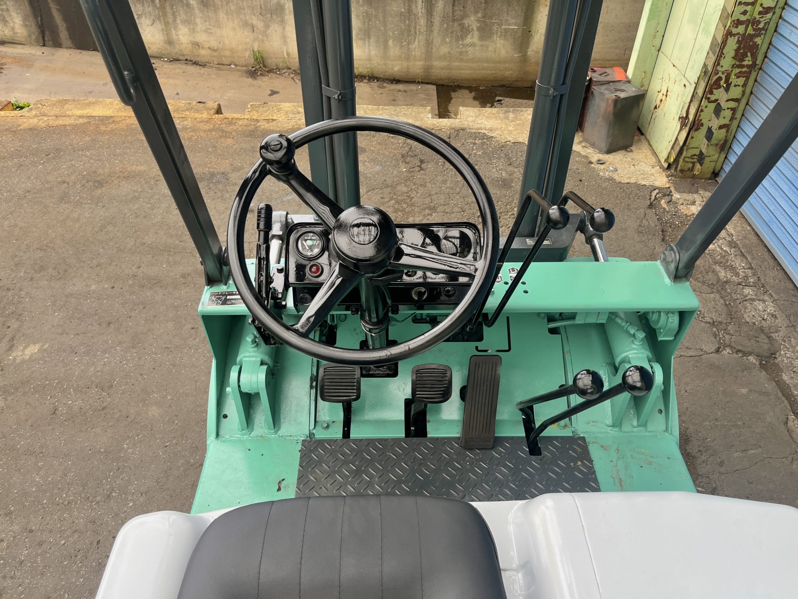 MITSUBISHI 2.5トン (13) MITSUBISHI 2.5トン (13)