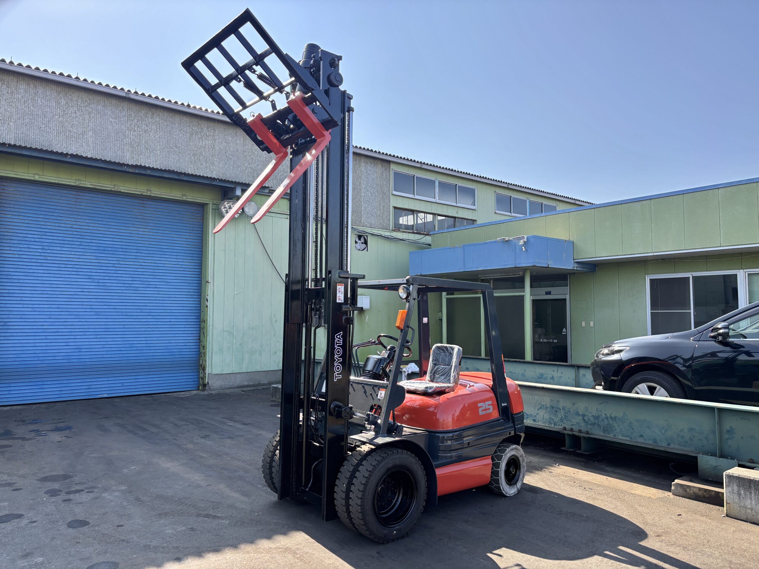 TOYOTA 6FGL25 ヒンジ (15) TOYOTA 6FGL25 ヒンジ (15)