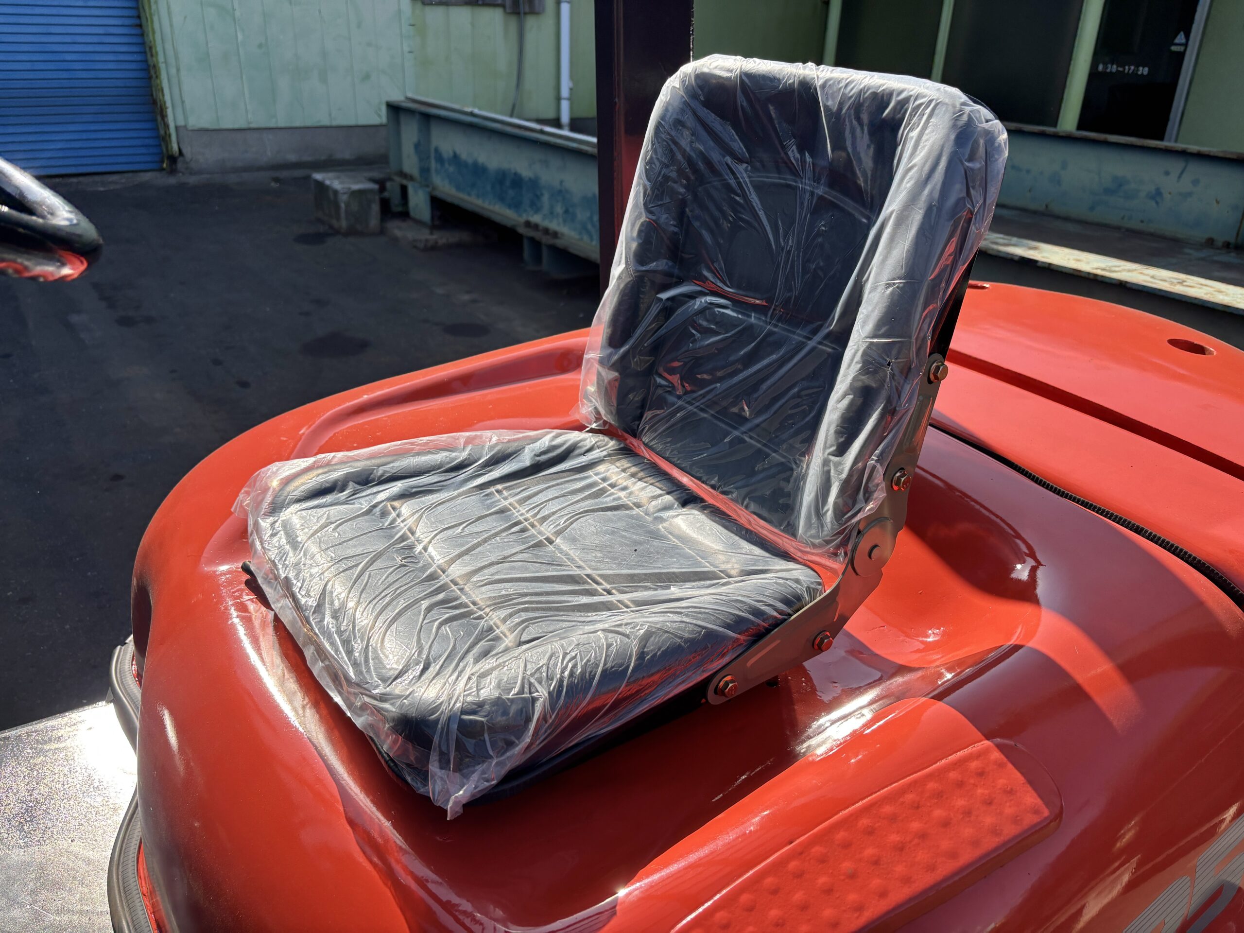 TOYOTA 6FGL25 ヒンジ (16) TOYOTA 6FGL25 ヒンジ (16)