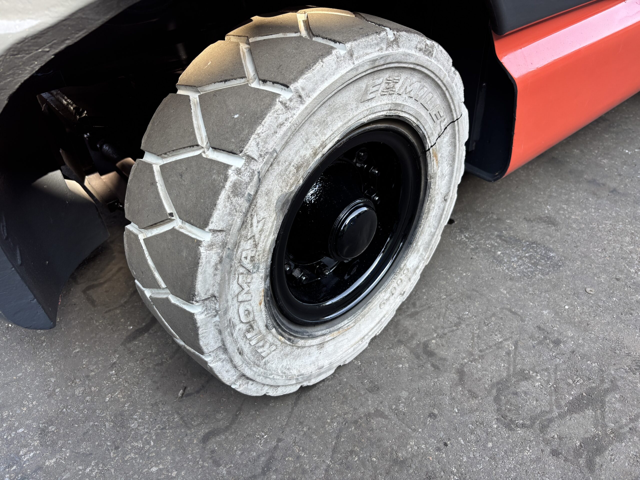 TOYOTA 6FGL25 ヒンジ (21) TOYOTA 6FGL25 ヒンジ (21)