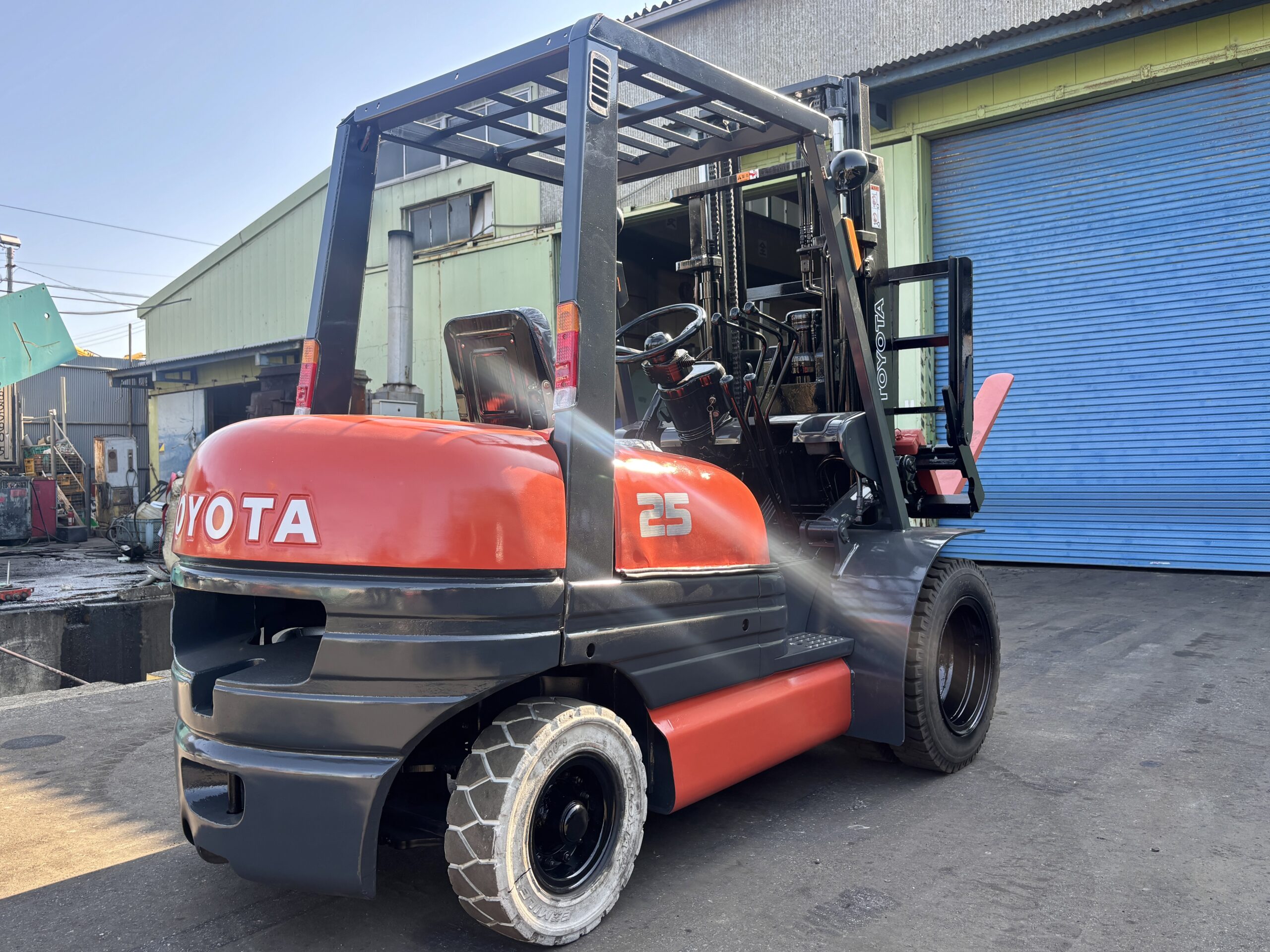 TOYOTA 6FGL25 ヒンジ (5) TOYOTA 6FGL25 ヒンジ (5)