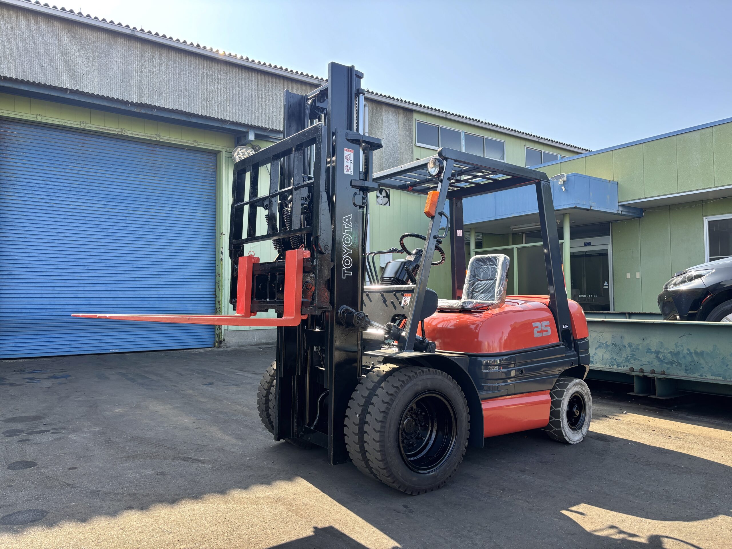 TOYOTA 6FGL25 ヒンジ (9) TOYOTA 6FGL25 ヒンジ (9)