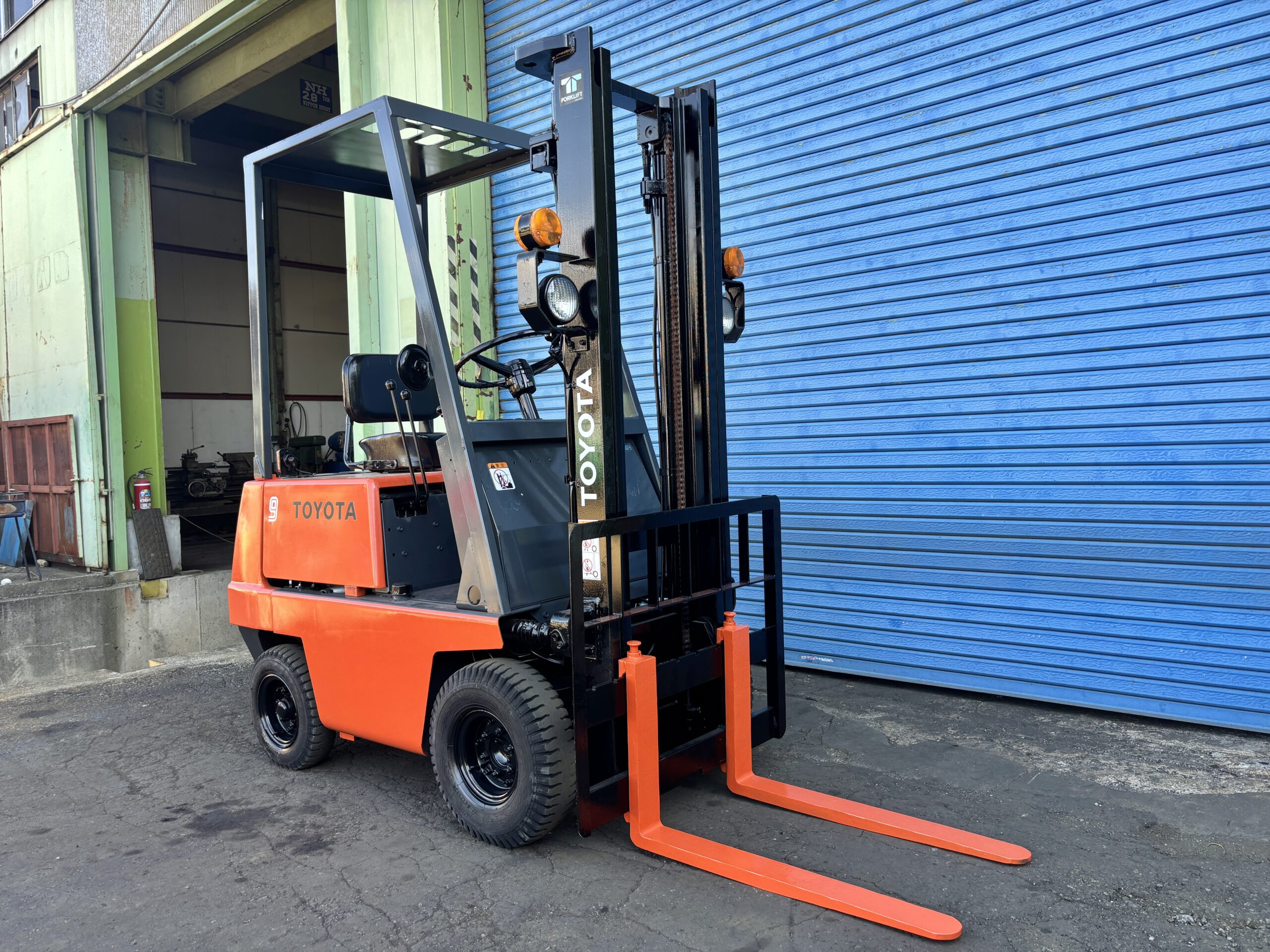 TOYOTA 2FGL9 (1) TOYOTA 2FGL9 (1)