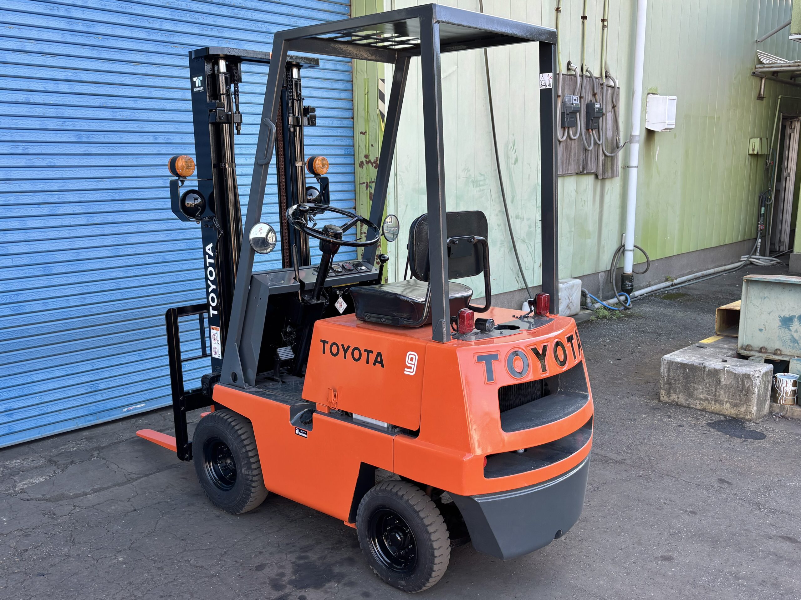 TOYOTA 2FGL9 (4) TOYOTA 2FGL9 (4)