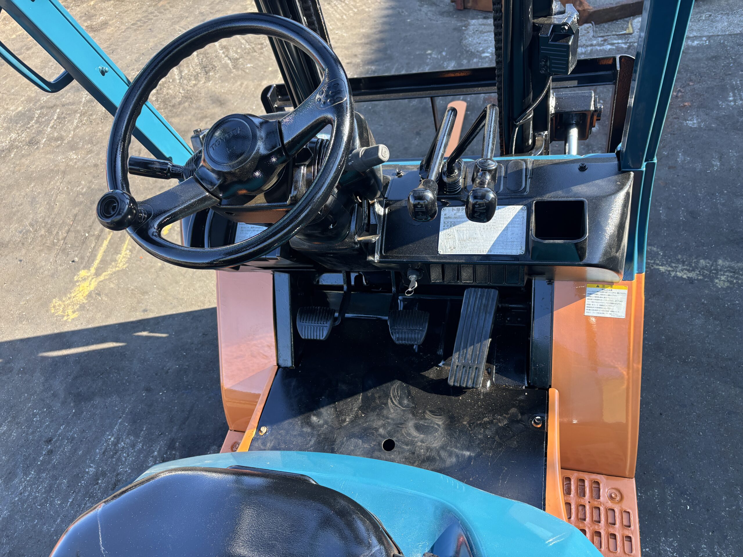 TOYOTA 7FD15 オートマ、軽油 (18) TOYOTA 7FD15 オートマ、軽油 (18)