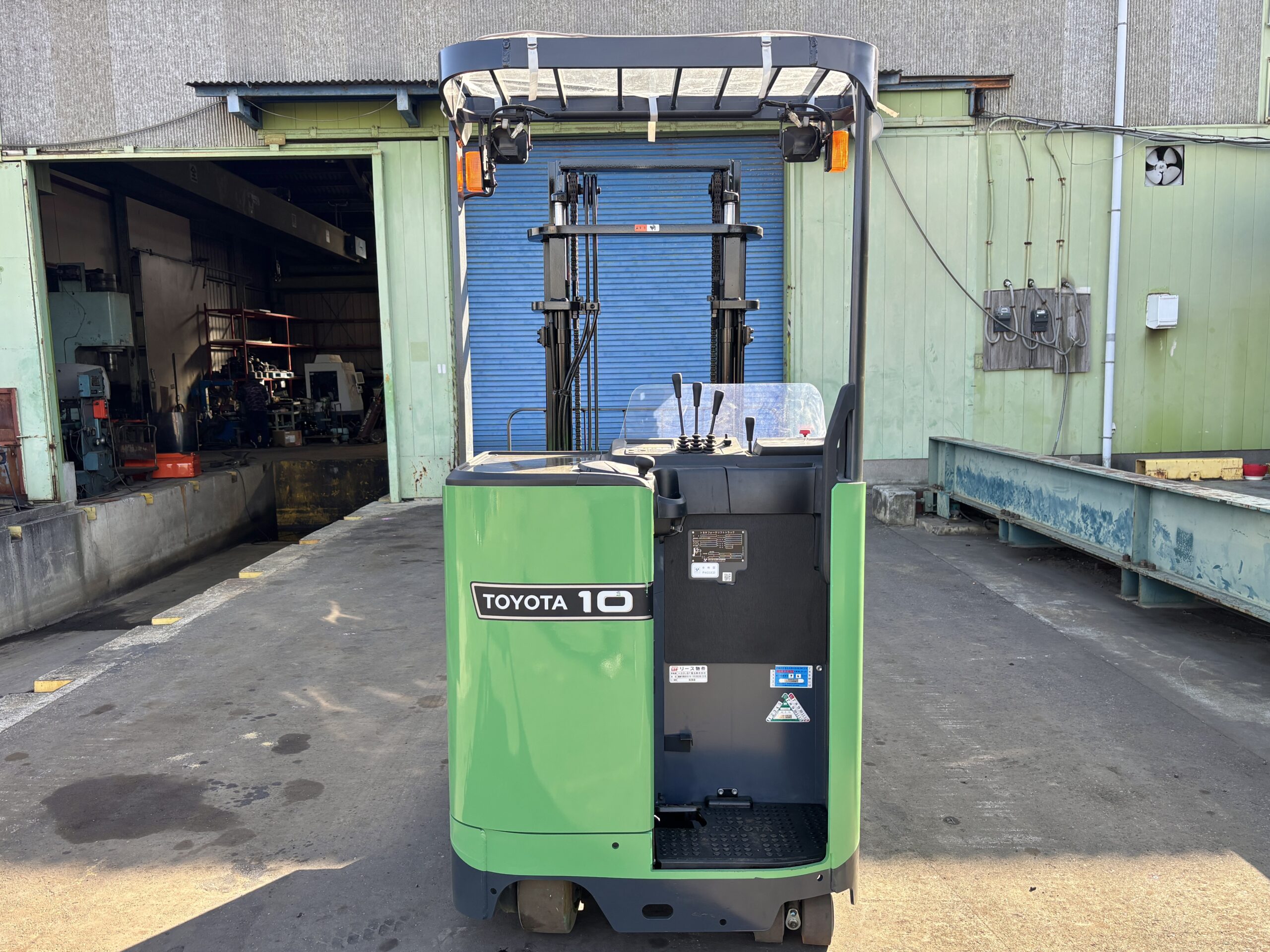 TOYOTA 8FBR10 (3) TOYOTA 8FBR10 (3)