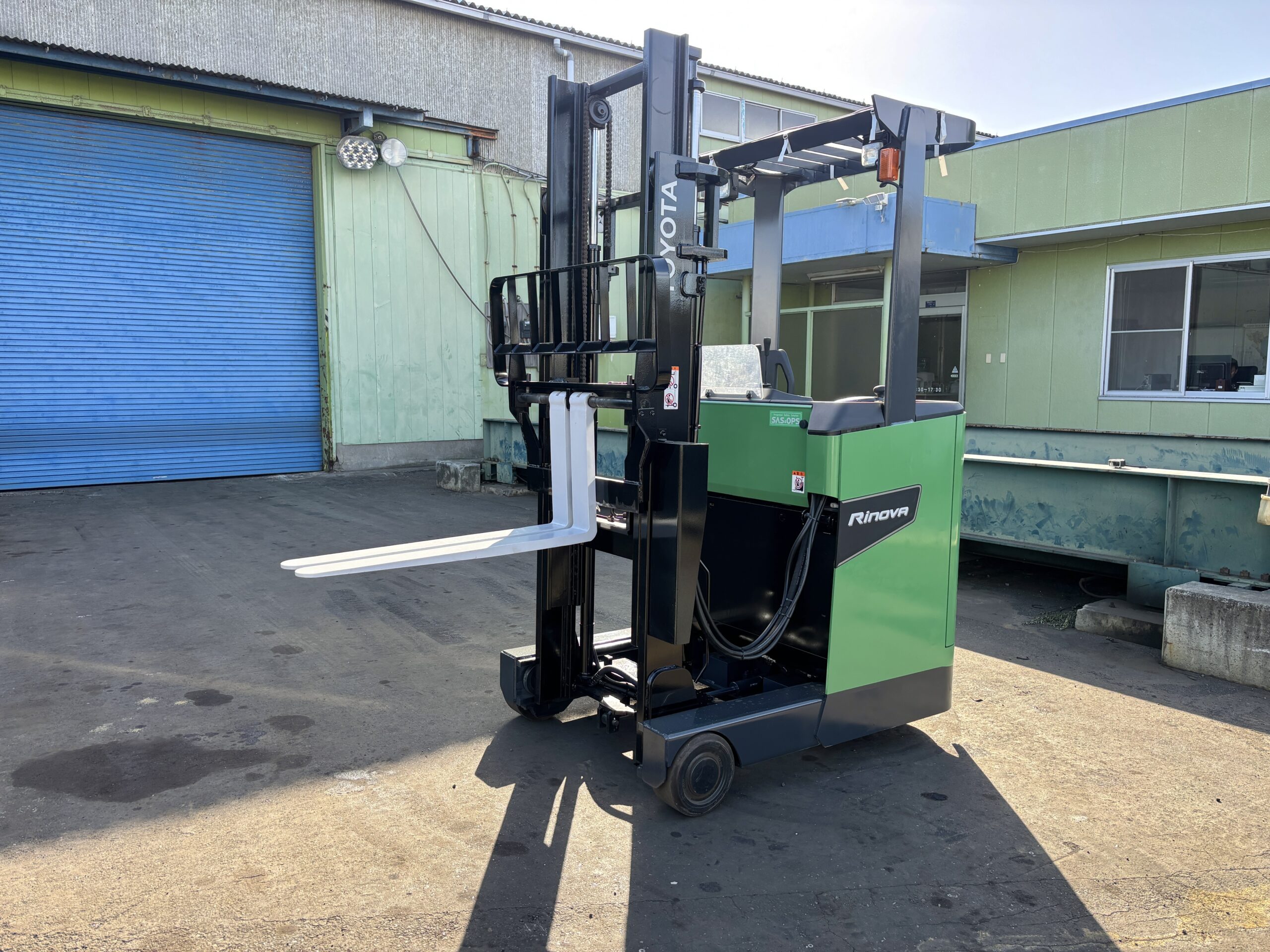 TOYOTA 8FBR10 (8) TOYOTA 8FBR10 (8)