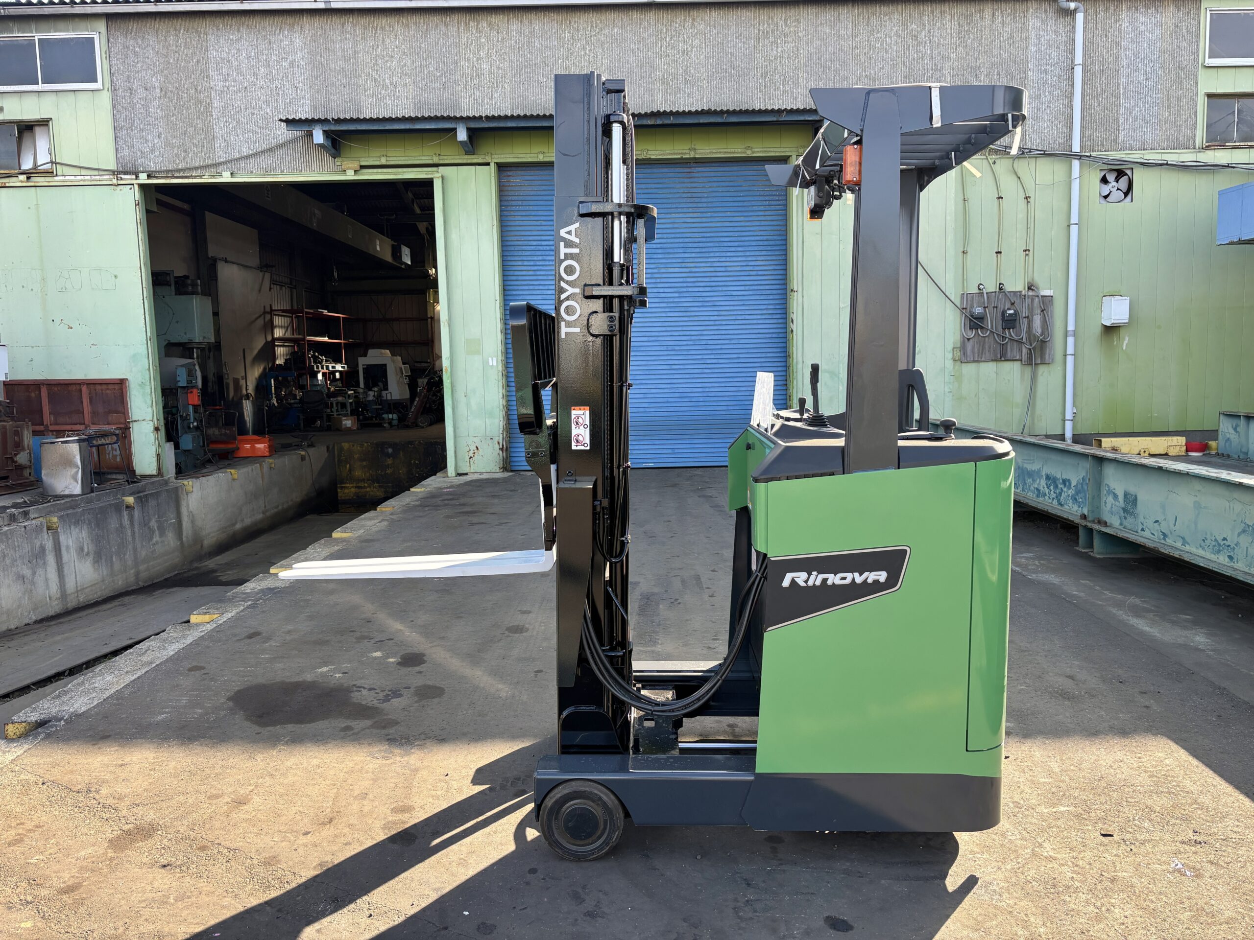 TOYOTA 8FBR10 (9) TOYOTA 8FBR10 (9)